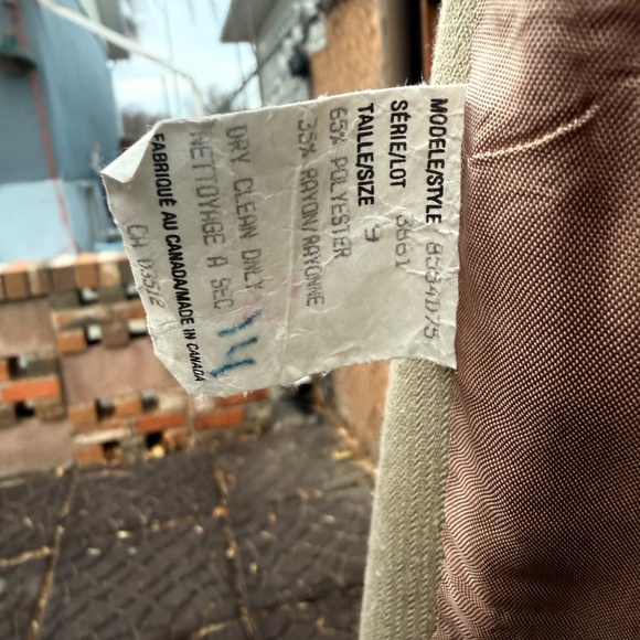 Classic Vintage 90s Oversized Double Breasted Beige Blazer - Picture 12 of 13